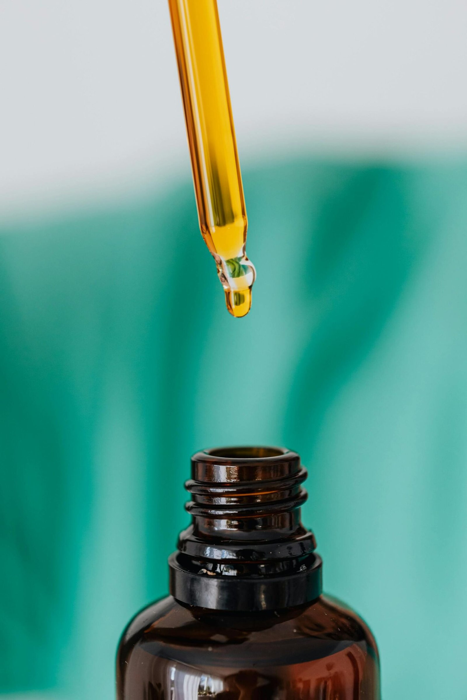The Versatile Benefits and Uses of Castor Oil
